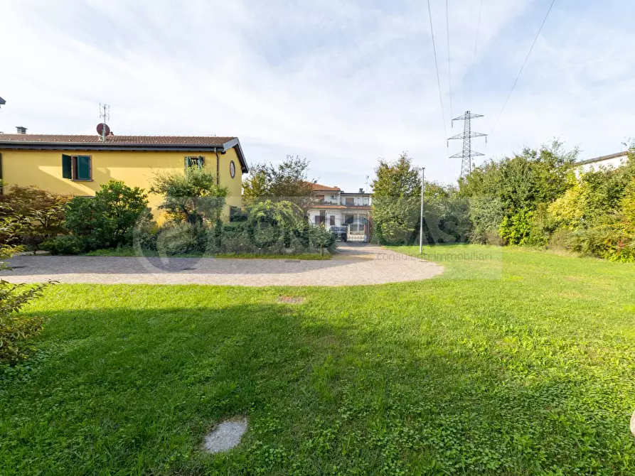 Immagine 81 di Villa in vendita  in Via Roma 47 a Mediglia