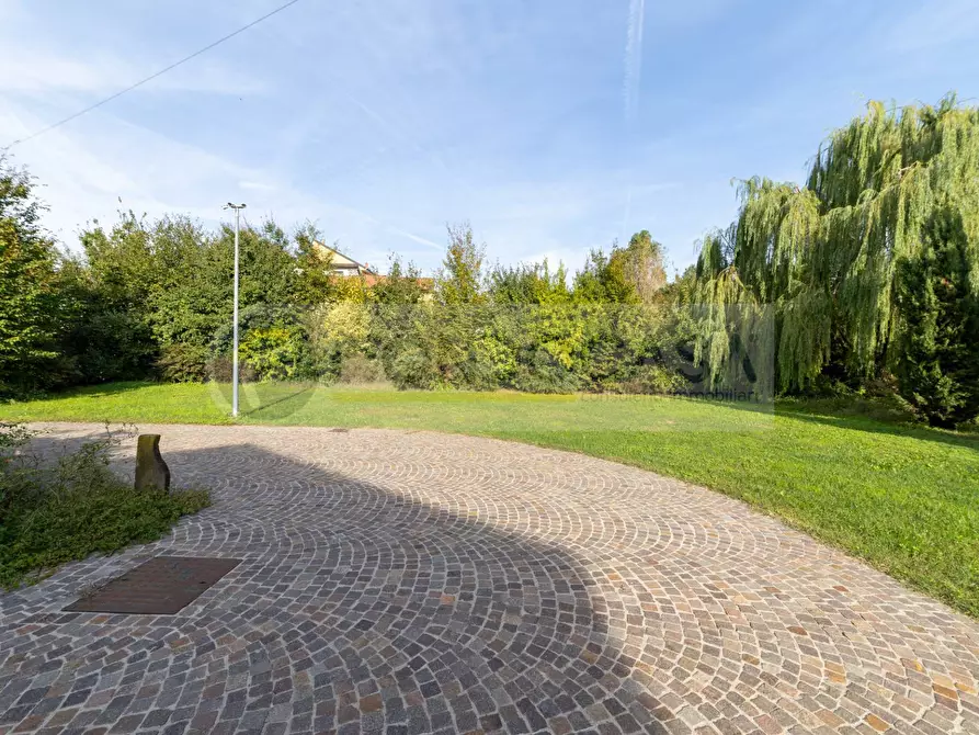 Immagine 82 di Villa in vendita  in Via Roma 47 a Mediglia