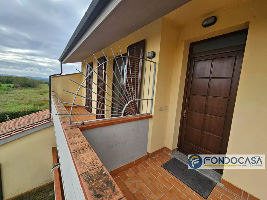 Immagine 2 di Appartamento in vendita  in via francesca a Montopoli In Val D'arno