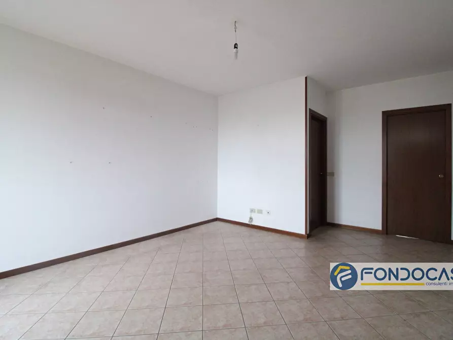 Immagine 4 di Appartamento in vendita  in via francesca a Montopoli In Val D'arno