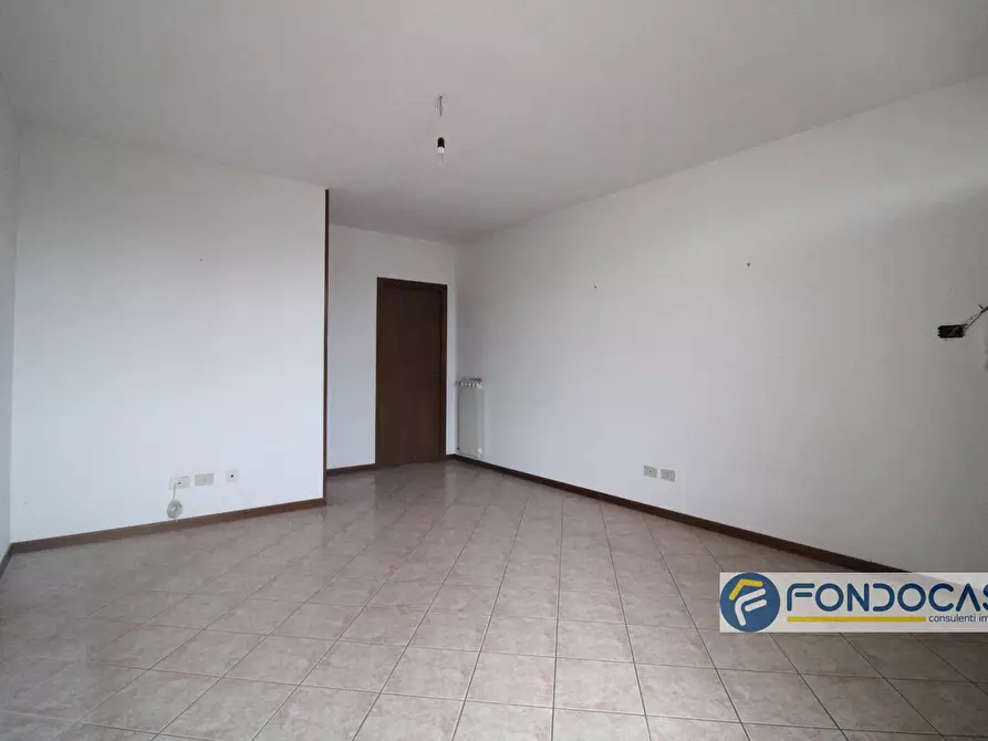 Immagine 6 di Appartamento in vendita  in via francesca a Montopoli In Val D'arno