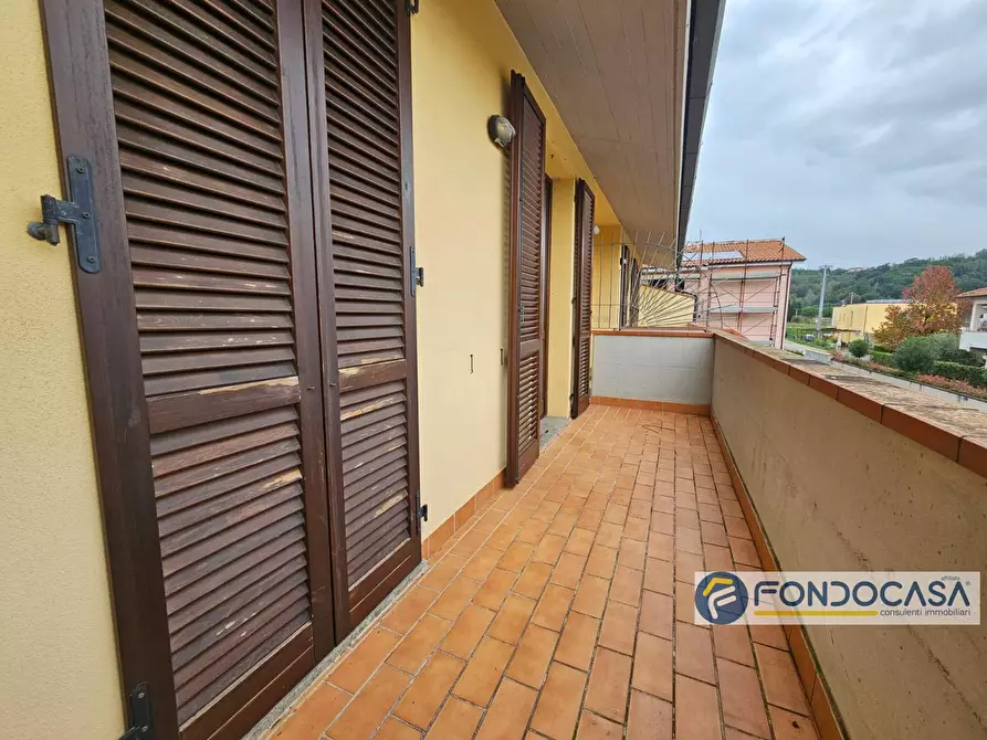 Immagine 9 di Appartamento in vendita  in via francesca a Montopoli In Val D'arno