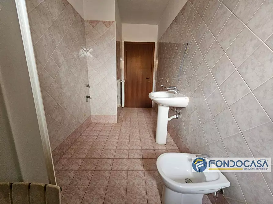 Immagine 16 di Appartamento in vendita  in via francesca a Montopoli In Val D'arno