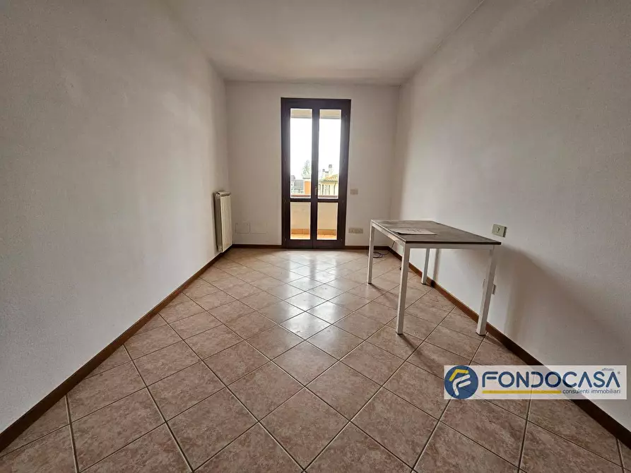 Immagine 21 di Appartamento in vendita  in via francesca a Montopoli In Val D'arno