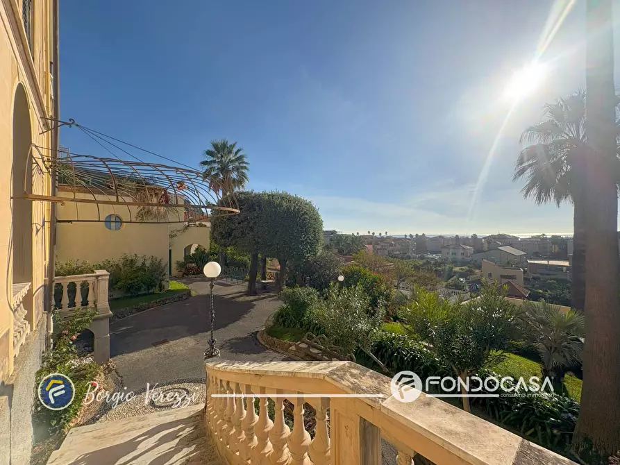 Immagine 1 di Appartamento in vendita  in Via Municipio a Borgio Verezzi