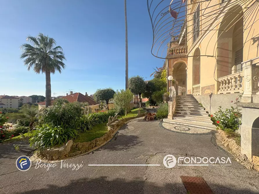 Immagine 28 di Appartamento in vendita  in Via Municipio a Borgio Verezzi