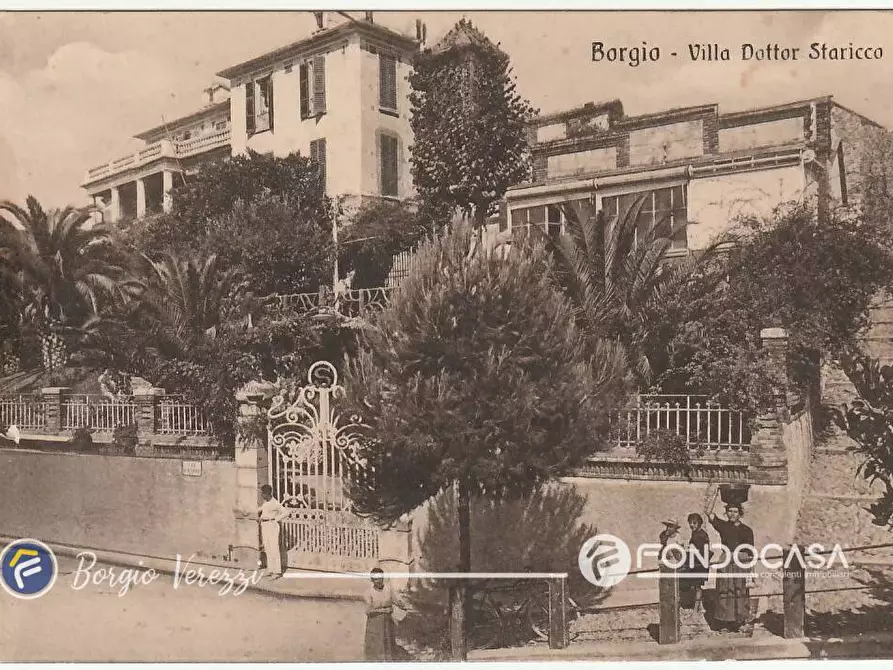 Immagine 31 di Appartamento in vendita  in Via Municipio a Borgio Verezzi