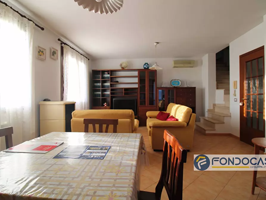 Immagine 12 di Casa indipendente in vendita  in Via Giacomo Puccini a Palaia