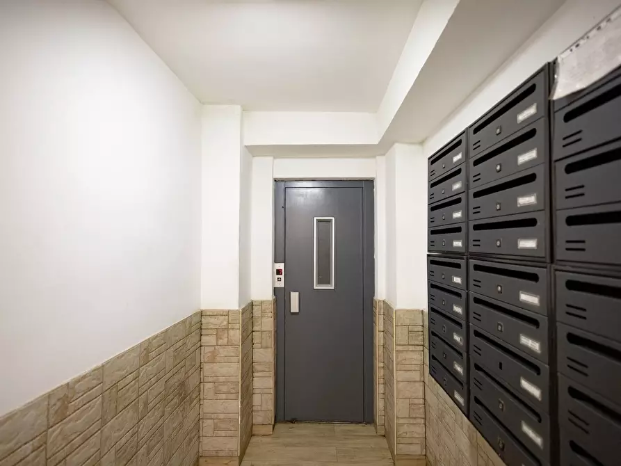 Immagine 31 di Appartamento in vendita  in VIA R.ORSINI 2 a Taranto