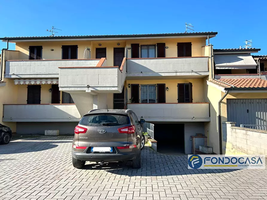 Immagine 22 di Appartamento in vendita  in Via Francesca a Montopoli In Val D'arno