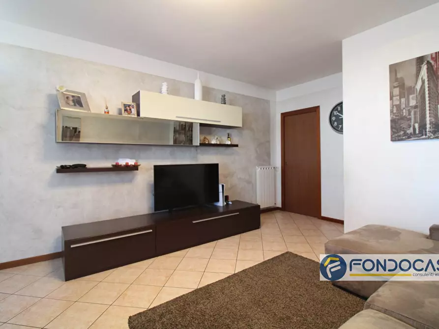 Immagine 6 di Appartamento in vendita  in Via Francesca a Montopoli In Val D'arno