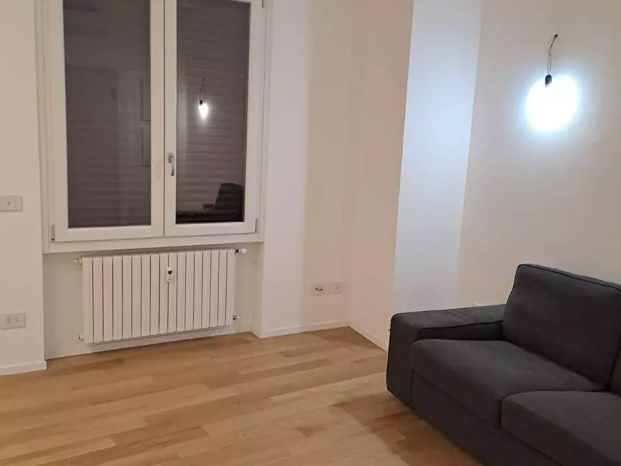 Immagine 9 di Appartamento in vendita  in Via Cenisio a Milano