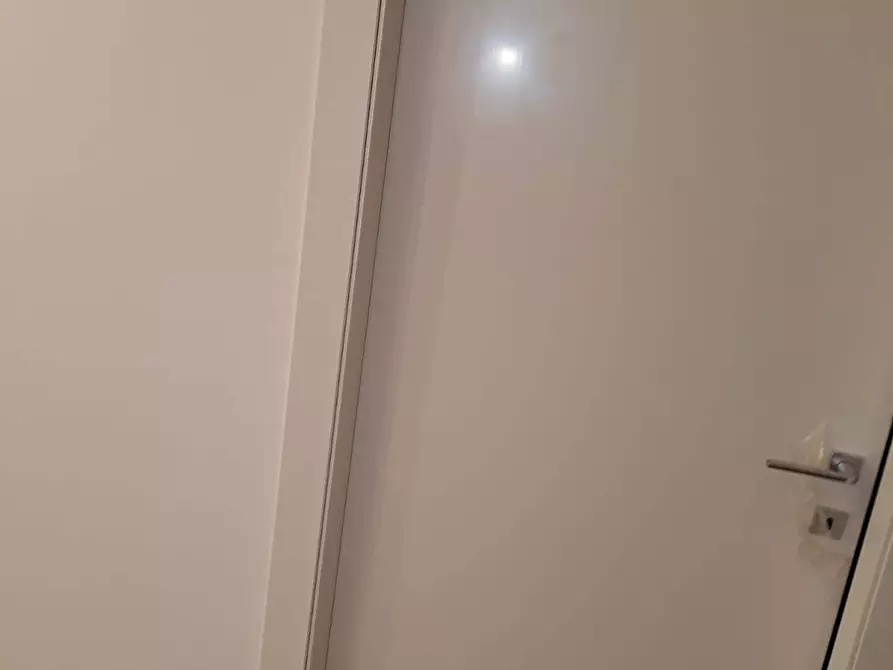 Immagine 10 di Appartamento in vendita  in Via Cenisio a Milano