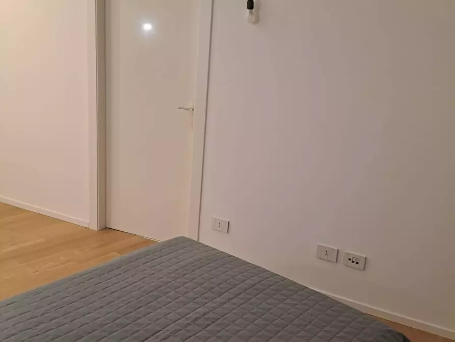 Immagine 12 di Appartamento in vendita  in Via Cenisio a Milano