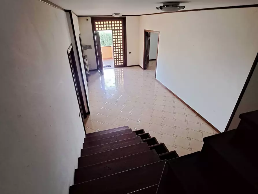 Immagine 24 di Villa in vendita  a Castello Di Cisterna