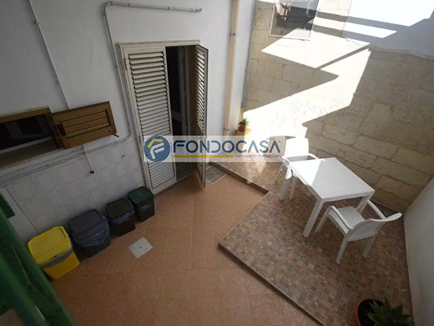 Immagine 17 di Appartamento in vendita  in Via Cavour 35 a Lizzanello