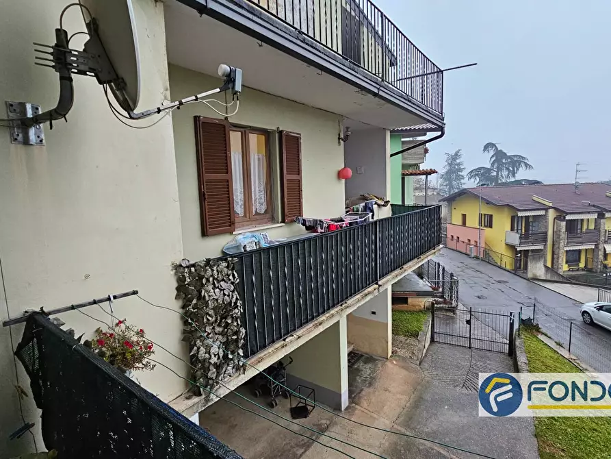 Immagine 23 di Appartamento in vendita  a Zandobbio