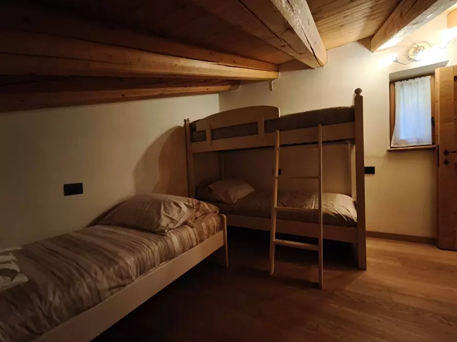 Immagine 22 di Casa semindipendente in vendita  in Località Spinelli a Ardesio