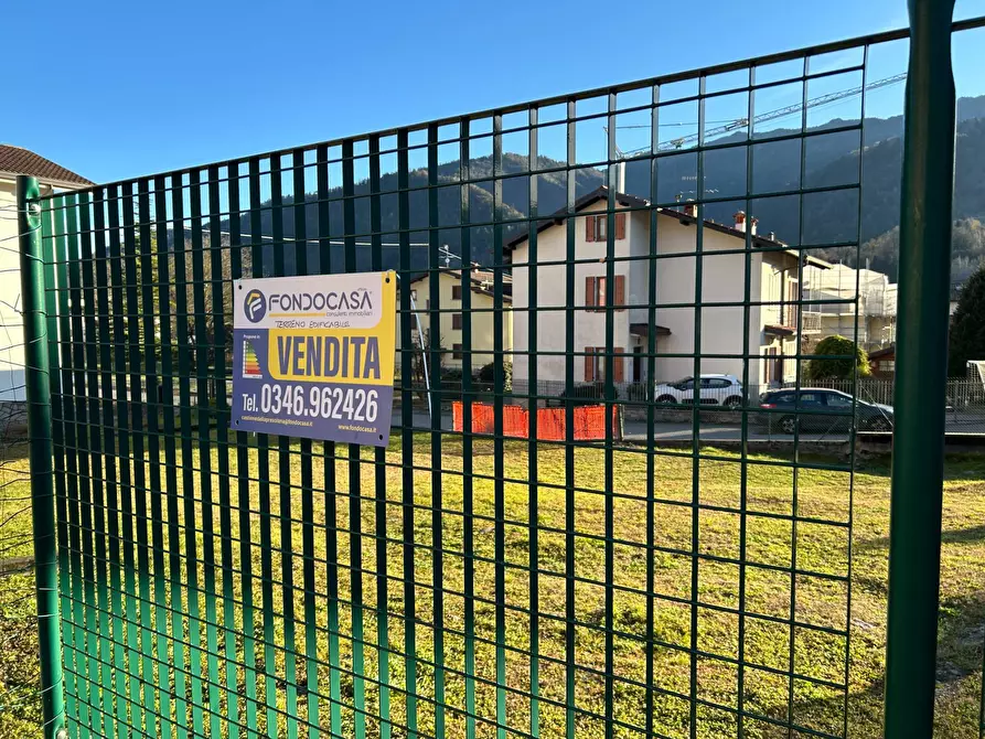 Immagine 12 di Locale commerciale in vendita  in Via Bonvicini a Clusone