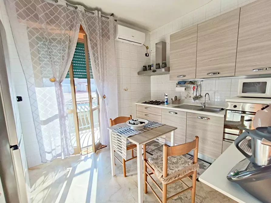 Immagine 6 di Appartamento in vendita  a Casoria