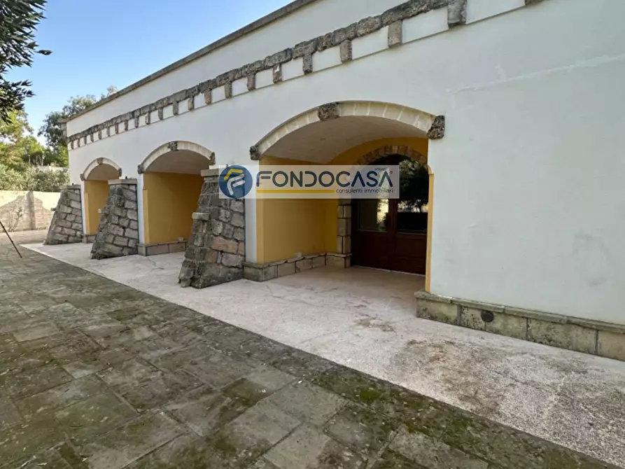 Immagine 7 di Villa in vendita  in Via Padula a Arnesano