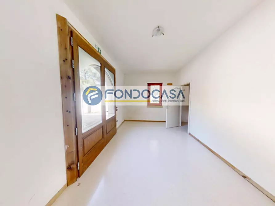 Immagine 13 di Villa in vendita  in Via Padula a Arnesano