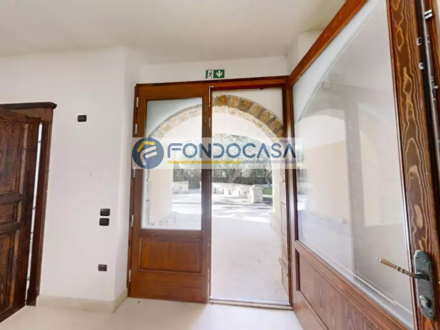 Immagine 17 di Villa in vendita  in Via Padula a Arnesano