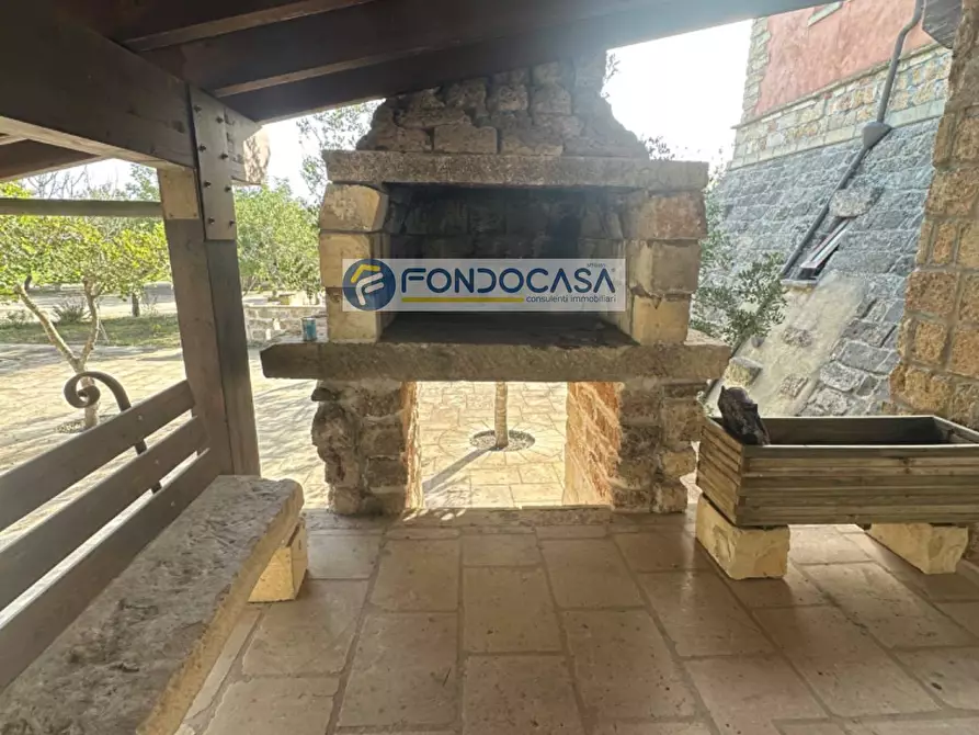 Immagine 26 di Villa in vendita  in Via Padula a Arnesano