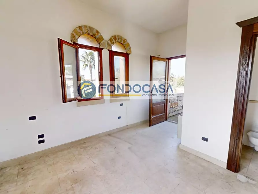 Immagine 32 di Villa in vendita  in Via Padula a Arnesano