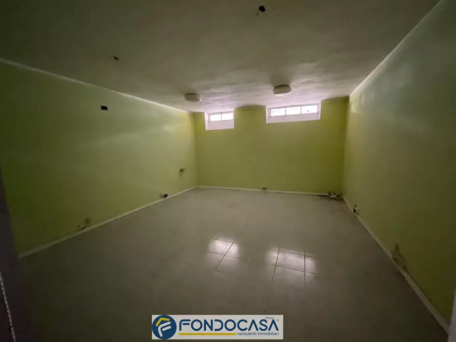 Immagine 6 di Magazzino in vendita  11 a Cazzago San Martino