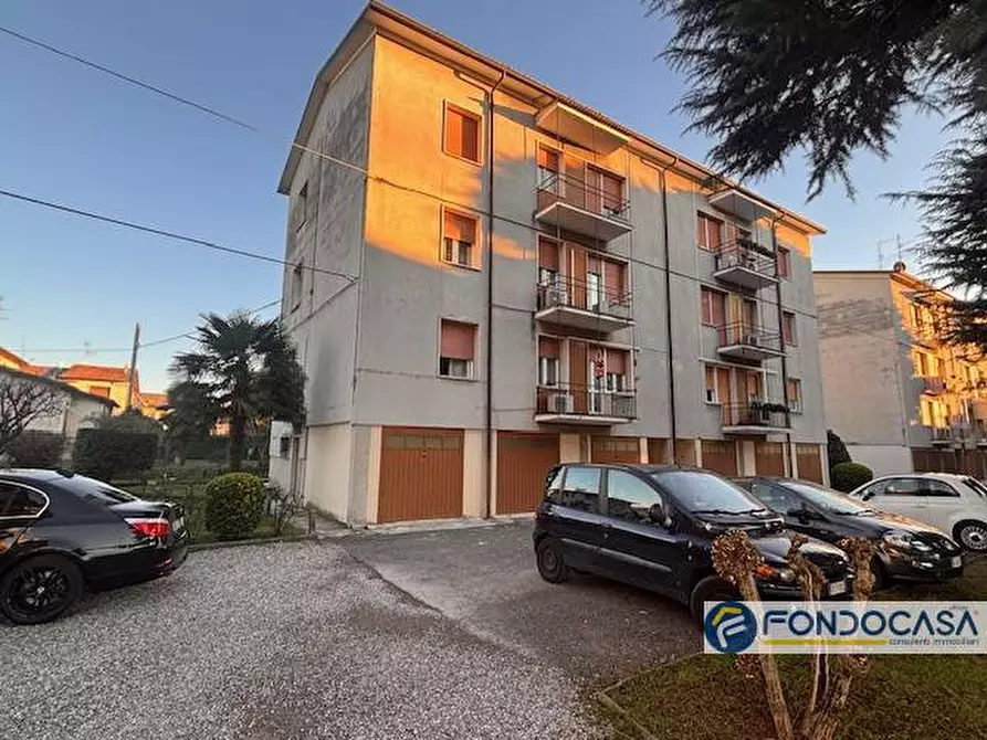 Immagine 1 di Appartamento in vendita  a Palazzolo Sull'oglio