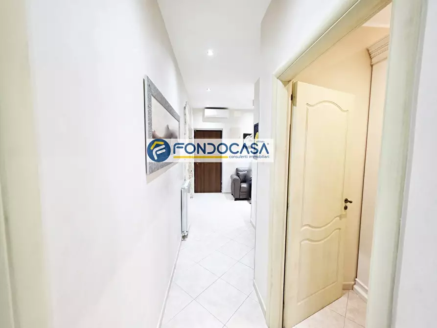 Immagine 2 di Appartamento in vendita  in piazza nicolo tommaseo 3 a Brindisi