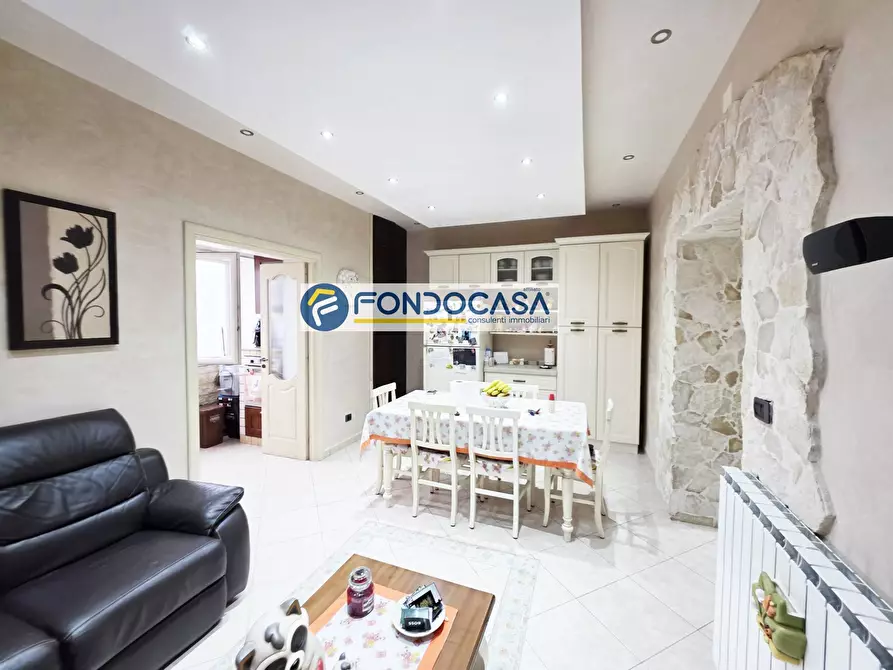 Immagine 1 di Appartamento in vendita  in piazza nicolo tommaseo 3 a Brindisi