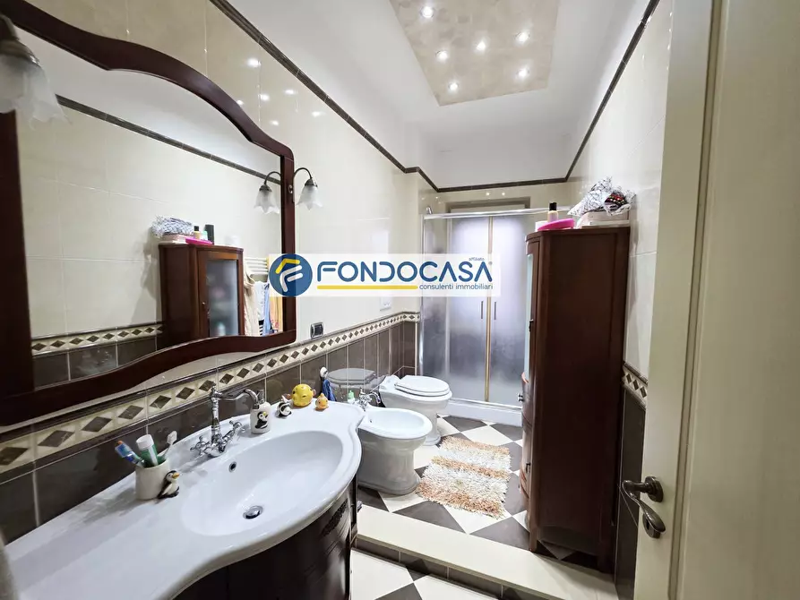 Immagine 15 di Appartamento in vendita  in piazza nicolo tommaseo 3 a Brindisi