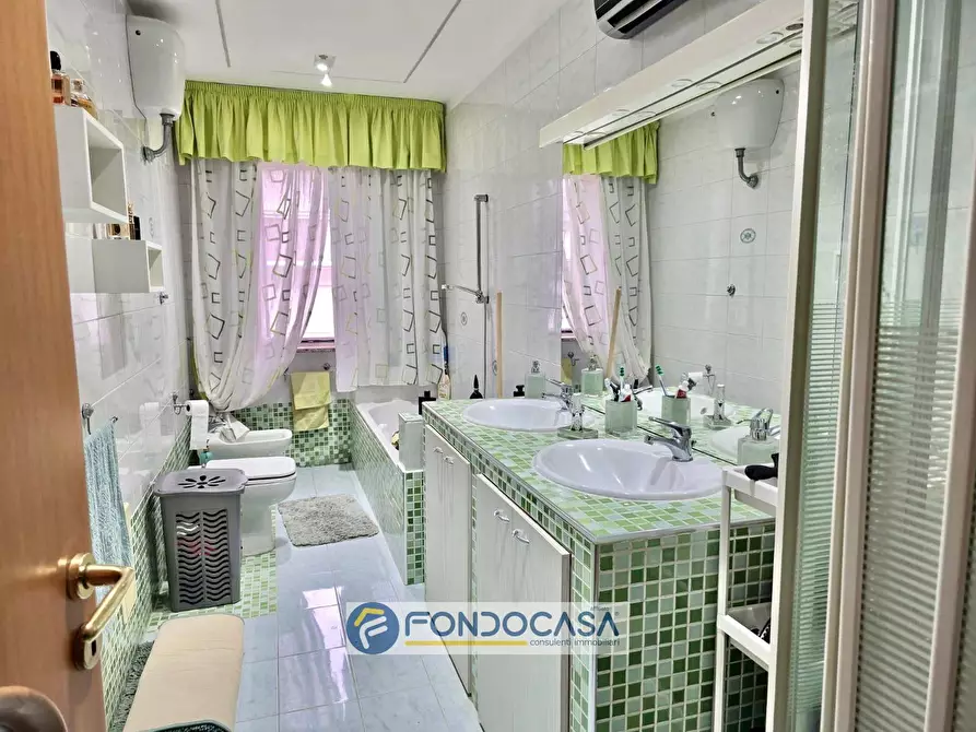 Immagine 5 di Villetta a schiera in vendita  in via oasi sacro cuore 81 a Giugliano In Campania