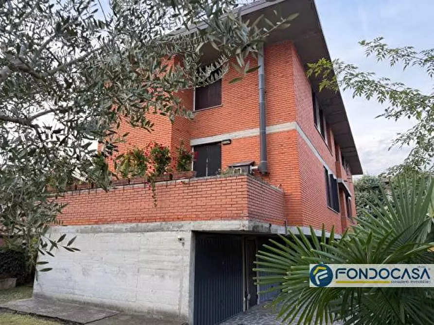 Immagine 12 di Appartamento in vendita  a Palazzolo Sull'oglio