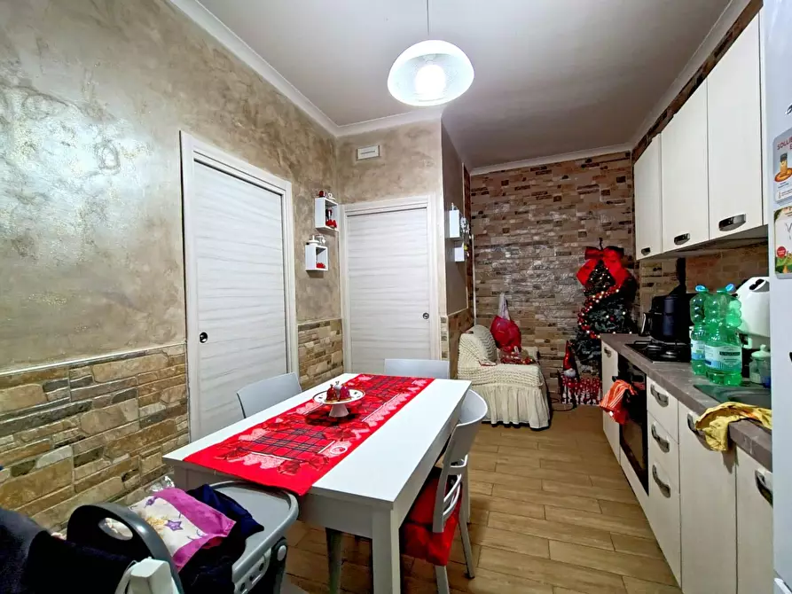 Immagine 1 di Appartamento in vendita  a Brusciano