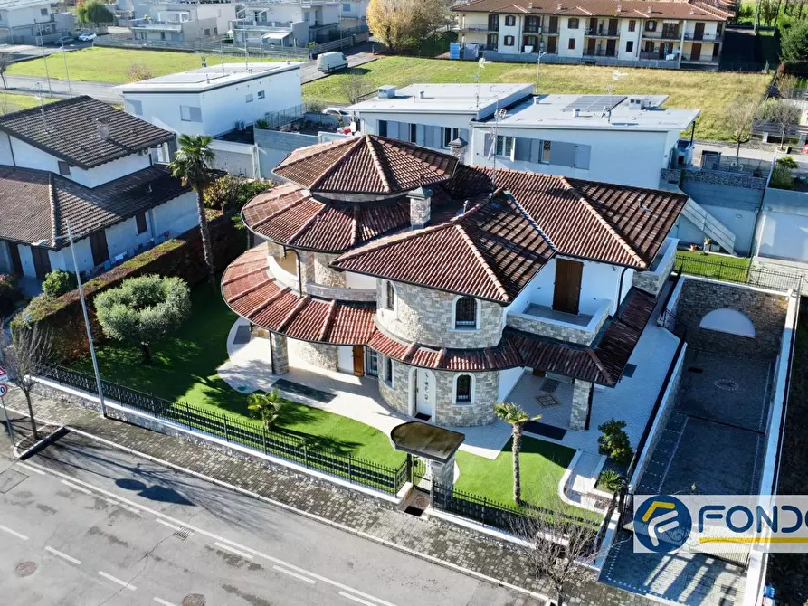 Immagine 6 di Villa in vendita  in bolgare a Bolgare