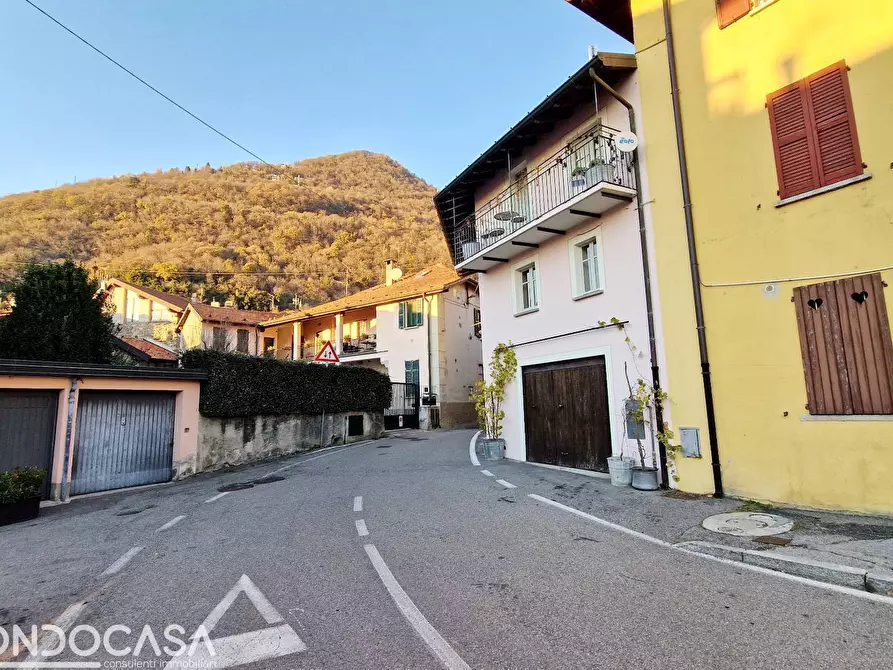 Immagine 12 di Appartamento in vendita  in via notai 8 a Cernobbio