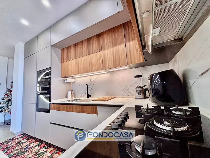 Immagine 39 di Appartamento in vendita  in via sanremo 64 a Arzano