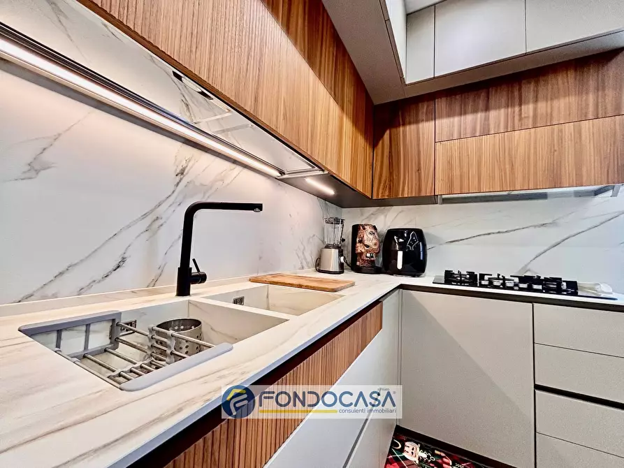 Immagine 43 di Appartamento in vendita  in via sanremo 64 a Arzano