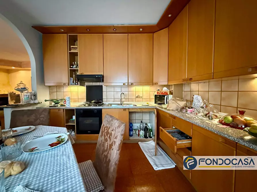 Immagine 9 di Villa in vendita  a Castelli Calepio