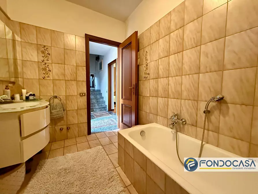 Immagine 22 di Villa in vendita  a Castelli Calepio