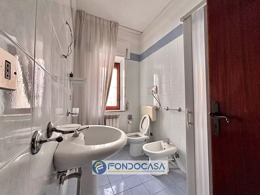 Immagine 18 di Casa semindipendente in vendita  in via vito di jasi a Aversa