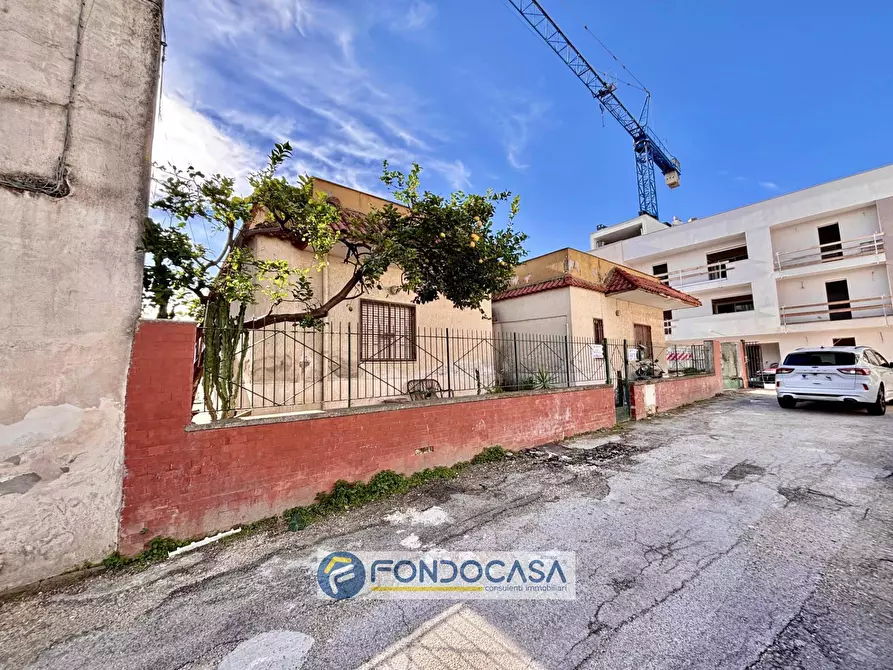 Immagine 27 di Casa semindipendente in vendita  in via vito di jasi a Aversa