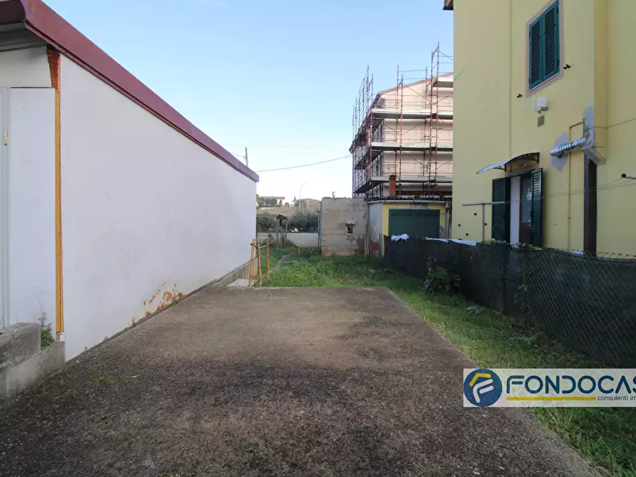 Immagine 25 di Appartamento in vendita  in Via Delle Colline a Ponsacco
