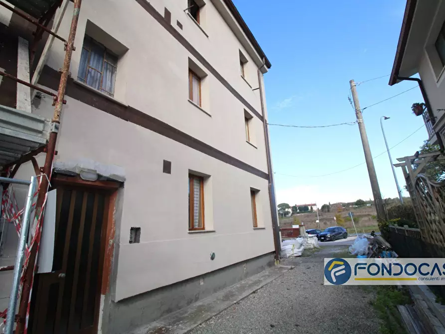 Immagine 1 di Appartamento in vendita  in Via Delle Colline a Ponsacco