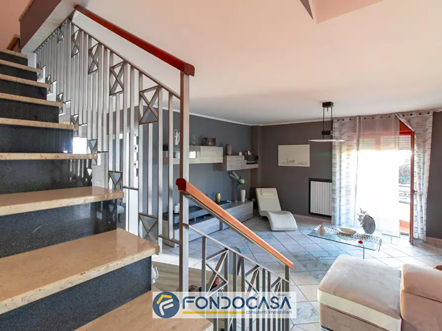 Immagine 19 di Villetta a schiera in vendita  in Via Friuli 1 a Montecorvino Pugliano