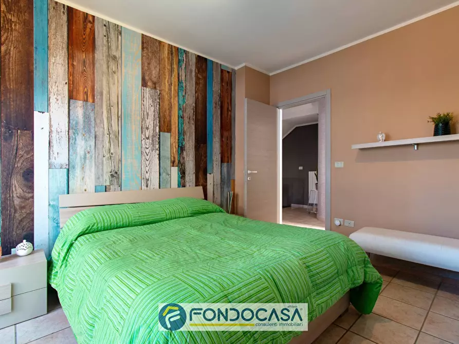 Immagine 30 di Villetta a schiera in vendita  in Via Friuli 1 a Montecorvino Pugliano