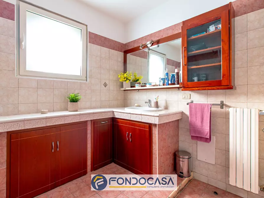 Immagine 32 di Villetta a schiera in vendita  in Via Friuli 1 a Montecorvino Pugliano